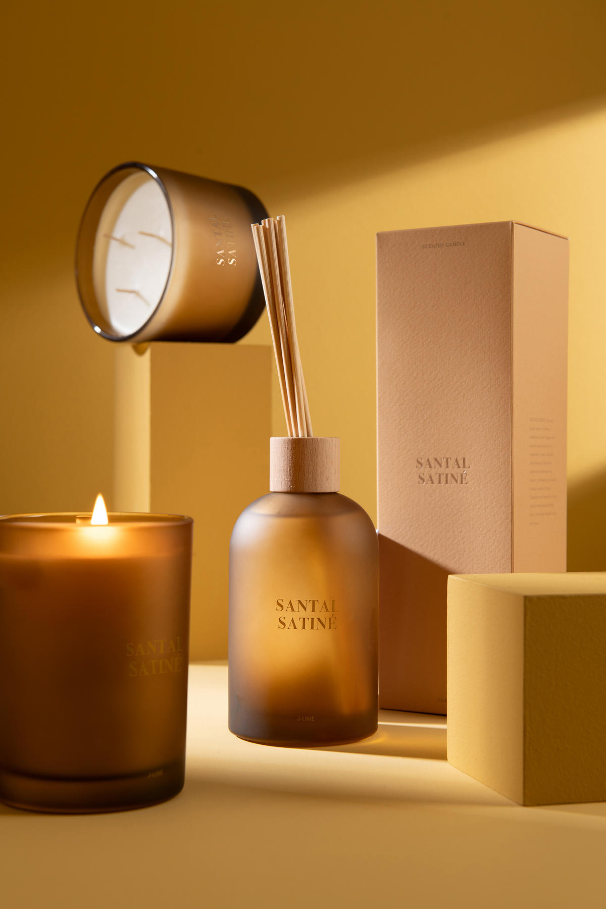 DUFTSPENDER HAUSPARFUM ACCORDS ESSENTIELS - Gelb - 250 ml - Gelb, Paraffin (7.5/27.5/7.5cm) - J-Line