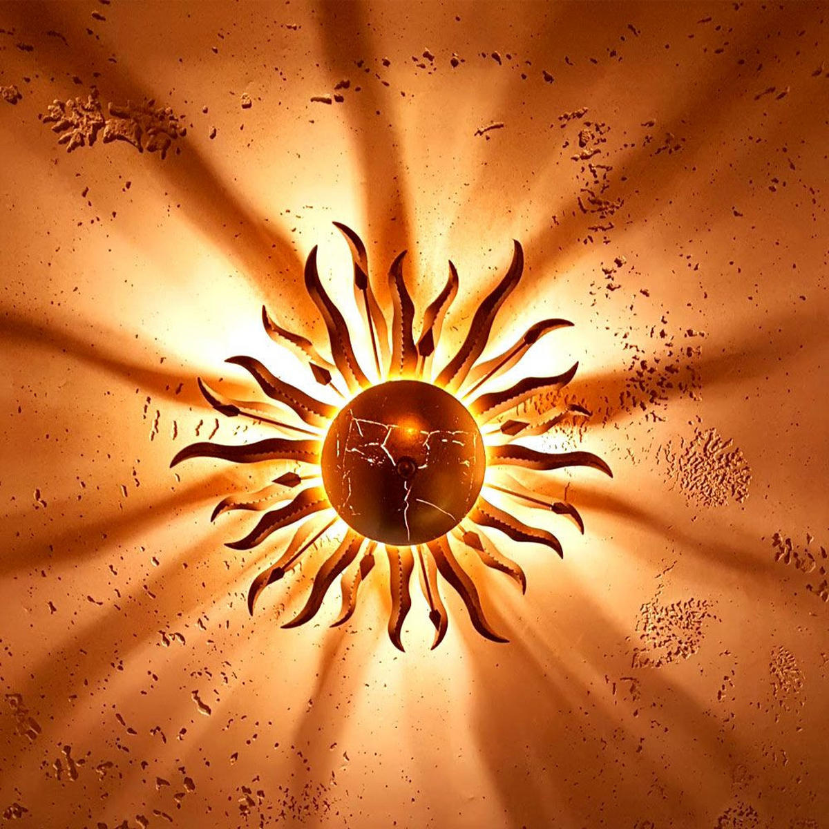 WAND-/DECKENLAMPE Diator XL handgeschmiedete Sonne Rost- & Goldfarben - Goldfarben, Metall (65/65/15cm) - s.luce