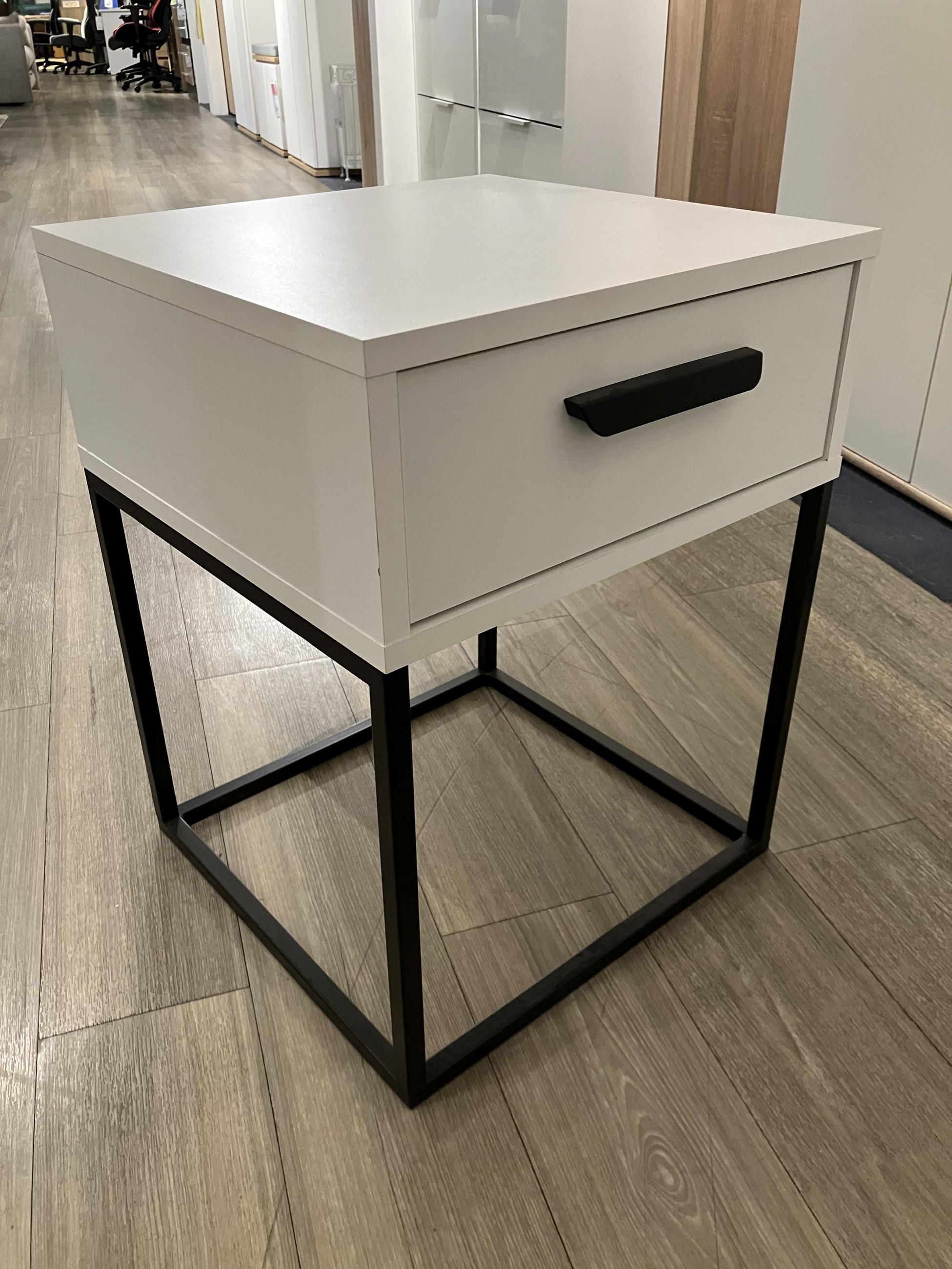 NOČNA OMARICA SUNO - Voleo