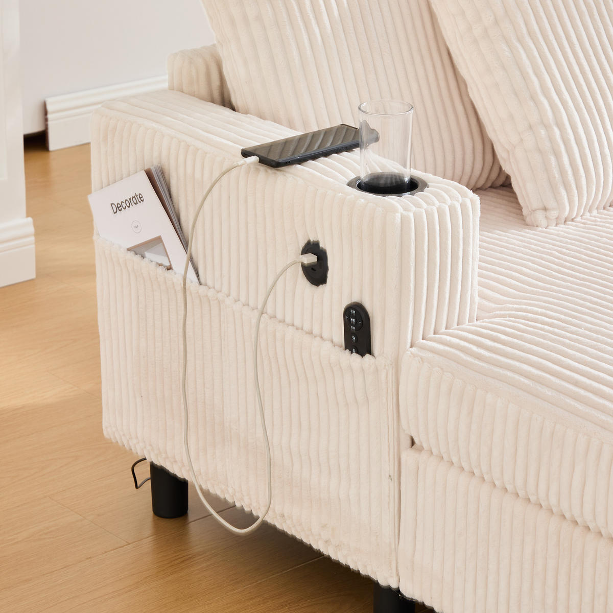 CHAISELONGUE Cord Beige mit USB, LED und Getränkehalter - Beige, Holzwerkstoff/Kunststoff (128/85/142cm) - WISHDOR