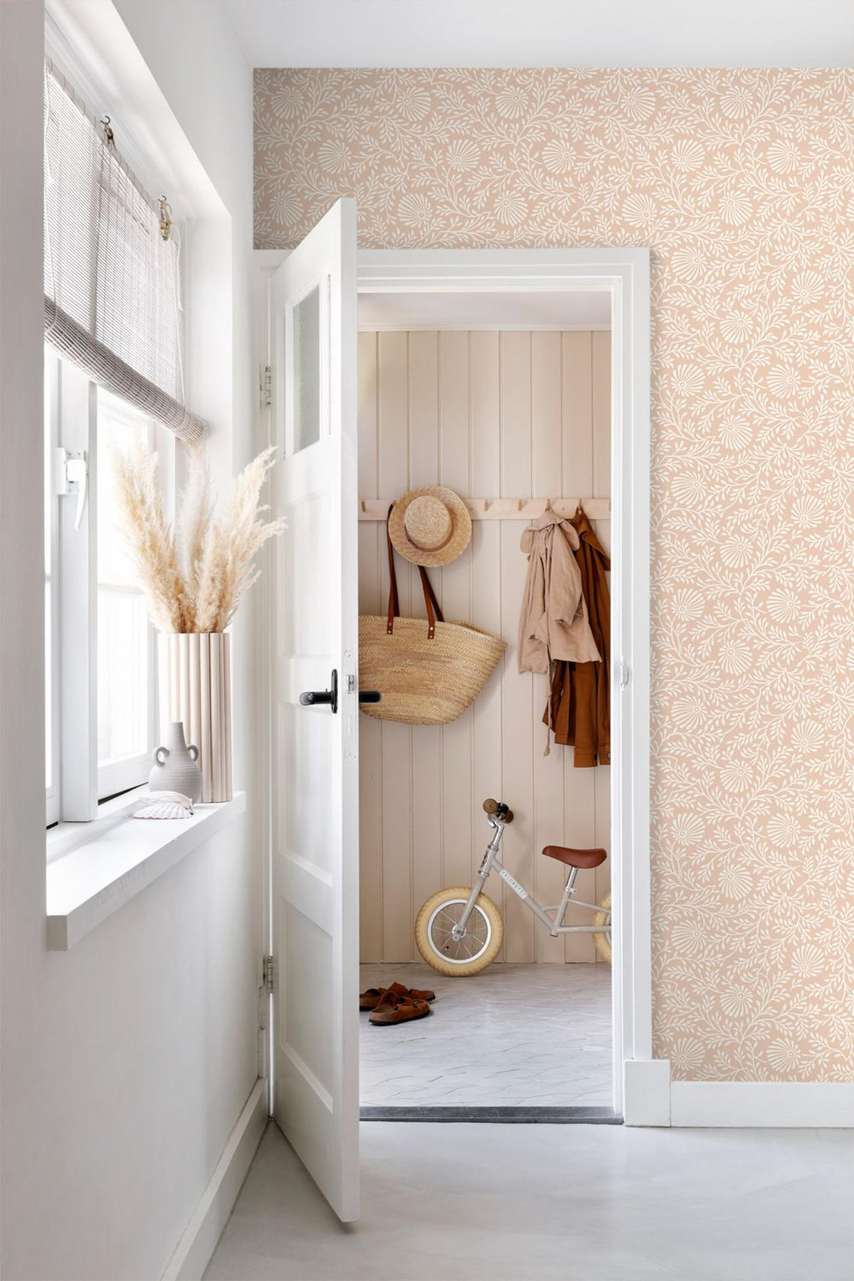 TAPETE Blumenmuster 50 x 900 cm - Pink, Papier (50/900cm) - ESTAhome