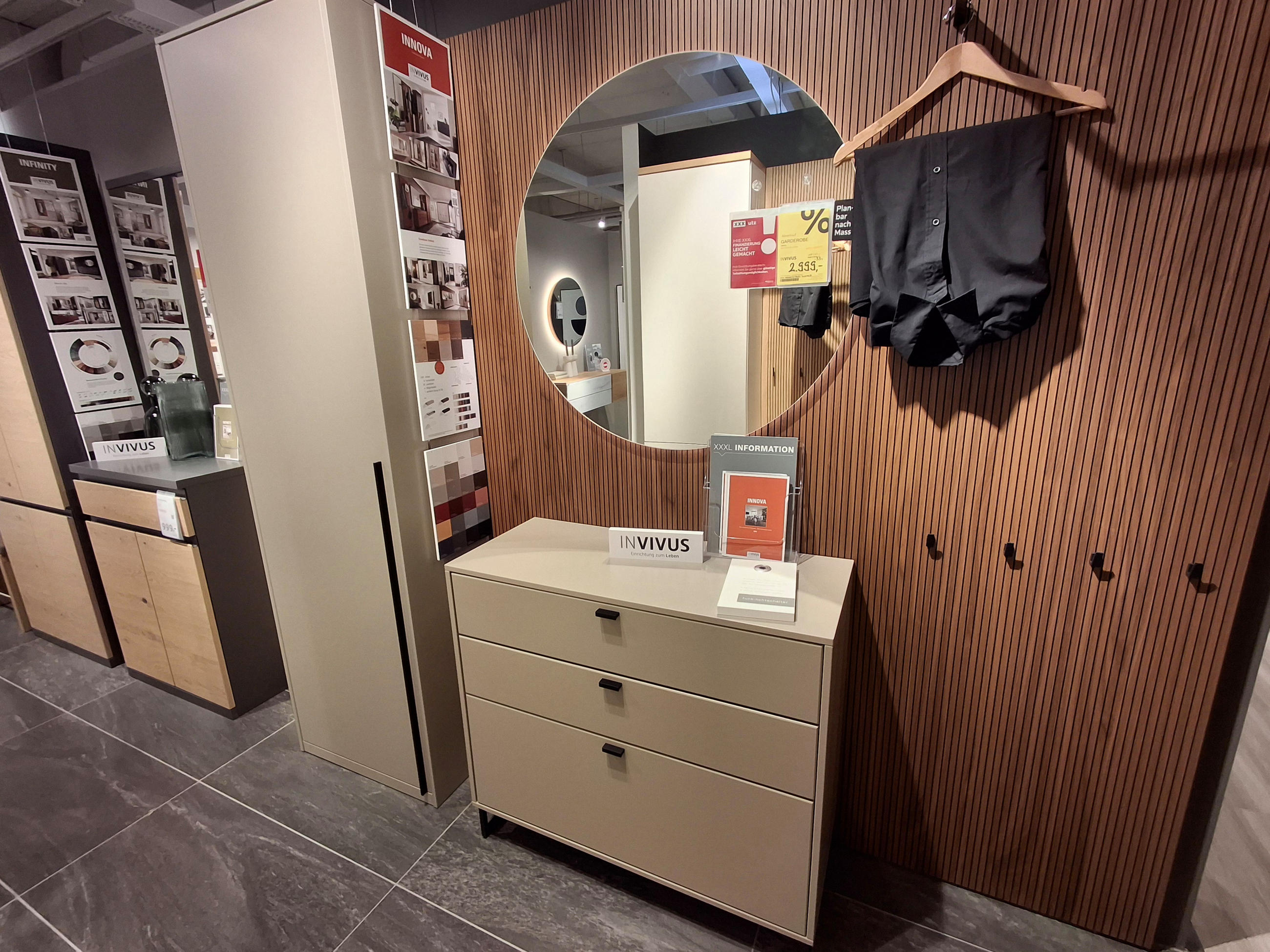 Garderobe Innova - Invivus