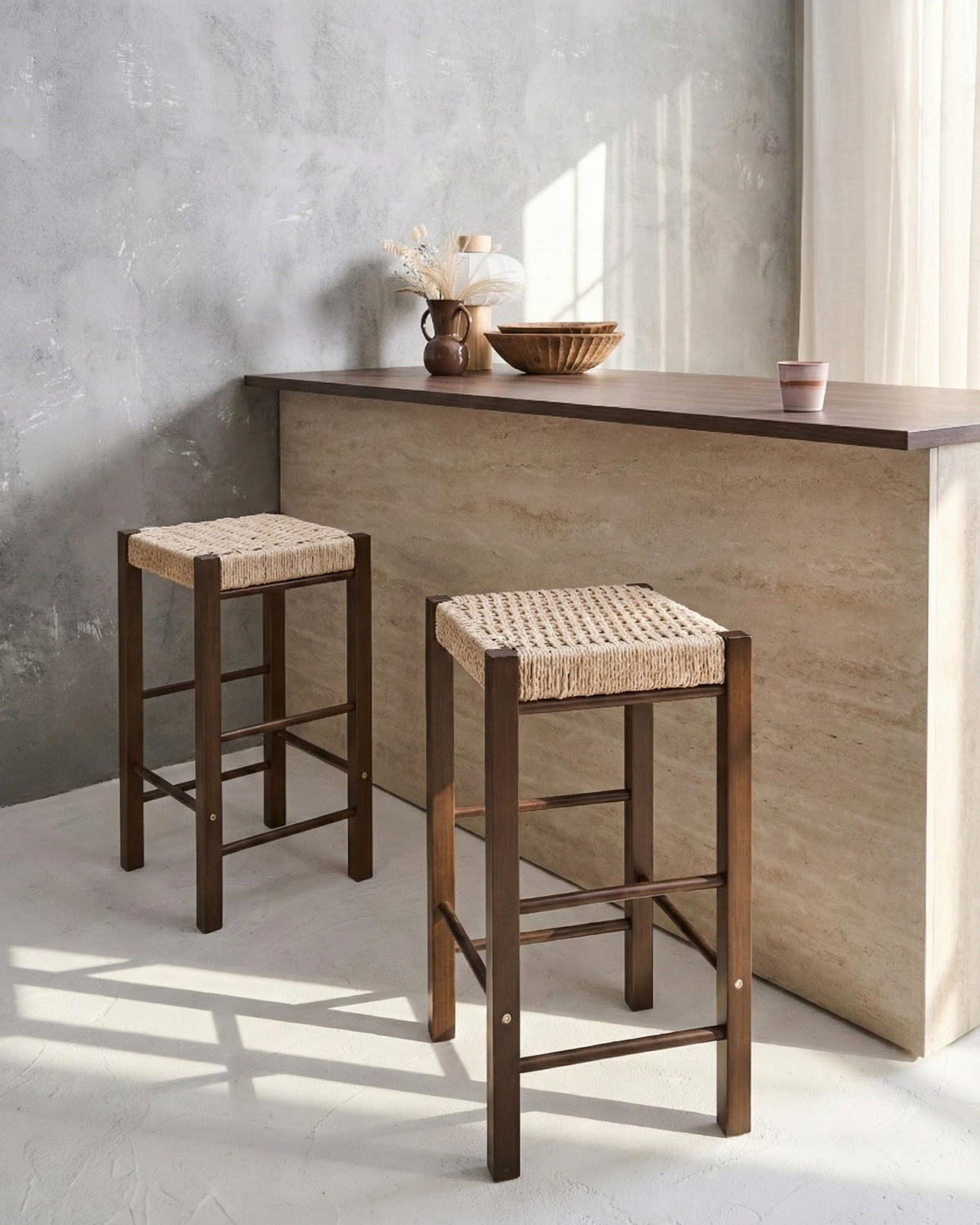 SCAUNE DE BAR set de 2 maro Embrun - bej/maro închis, lemn (35/66/35cm) - Beliani