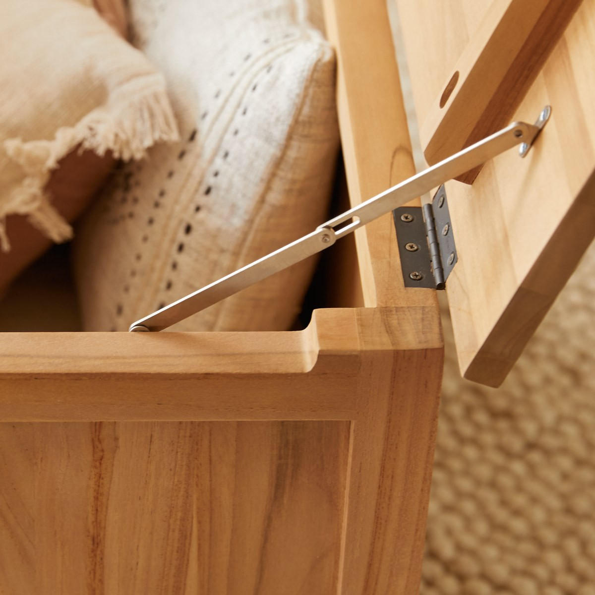 TRUHE Suzette Hellbraun aus Teak - Hellbraun, Holz (80/45/40cm) - Tikamoon