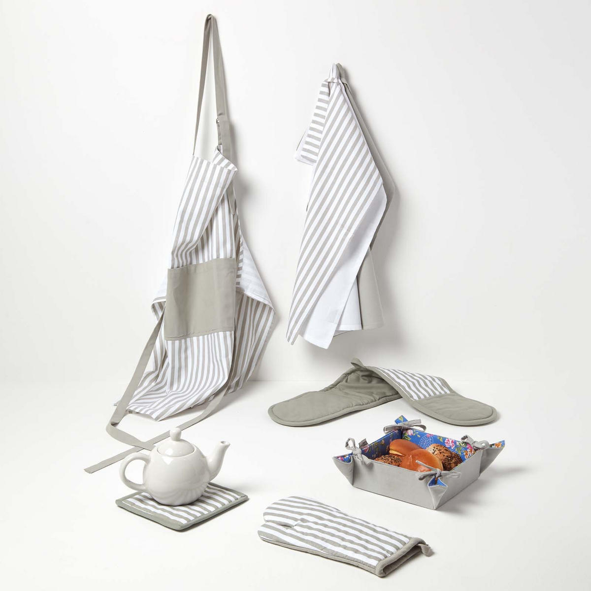 OFENHANDSCHUH grau-weiß 18/32 cm, Baumwolle wattiert - Grau, Textil (18/32cm) - Homescapes