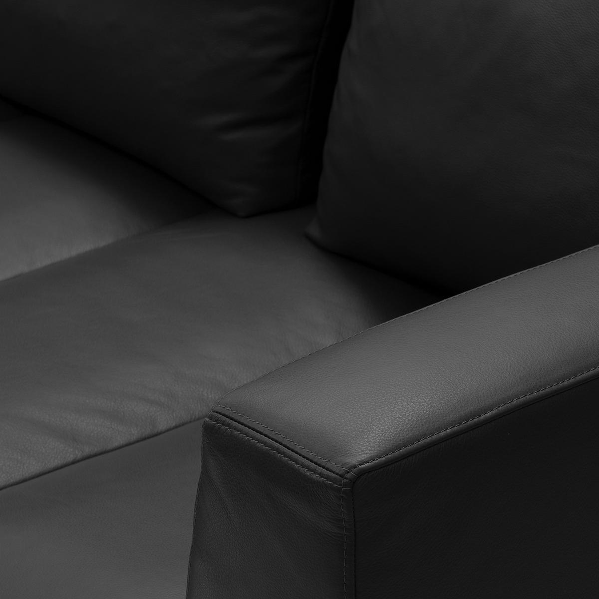 ECKSOFA mit Ottomane - Chromfarben/Schwarz, Leder/Metall (255/230cm) - home24