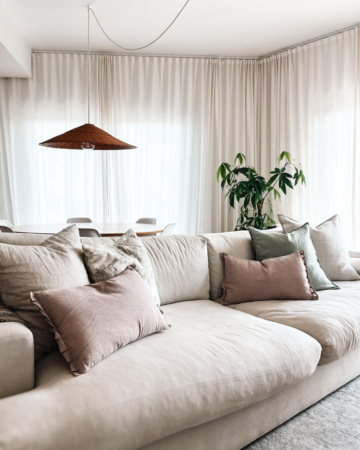 DEKORATIVNÍ POLŠTÁŘ sada 2 ks Světle hnědý 30/45 cm Sassafras - světle hnědá, textil (45/30cm) - Beliani