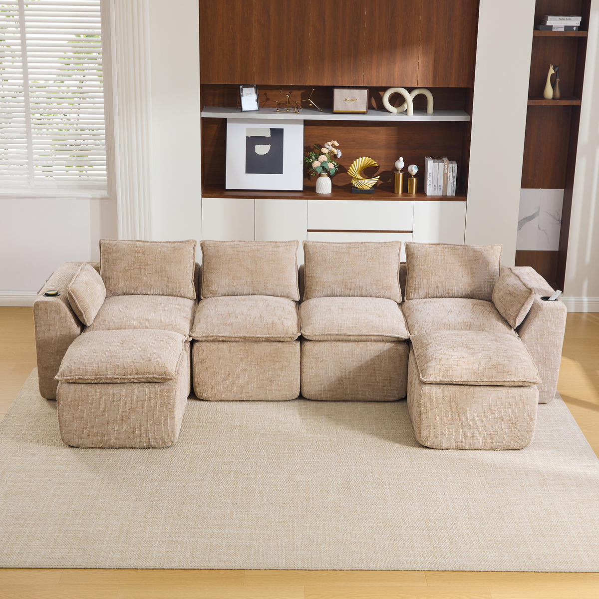 CANAPEA CU 4 LOCURI din chenille, cu 2 taburete și suporturi pentru băuturi - nisipiu, material textil (322/75/161cm) - Urban Meuble