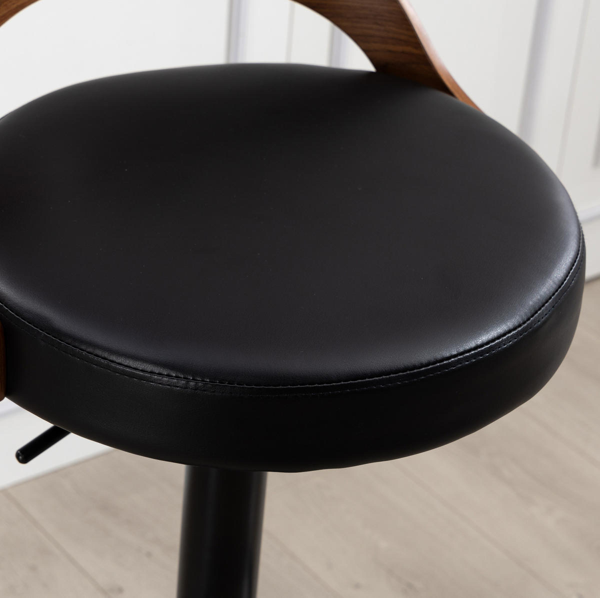 BARHOCKER 2er-Set drehbar höhenverstellbar PU Schwarz Walnussoptik - Schwarz, Metall (42/77/42.5cm) - Meubliv