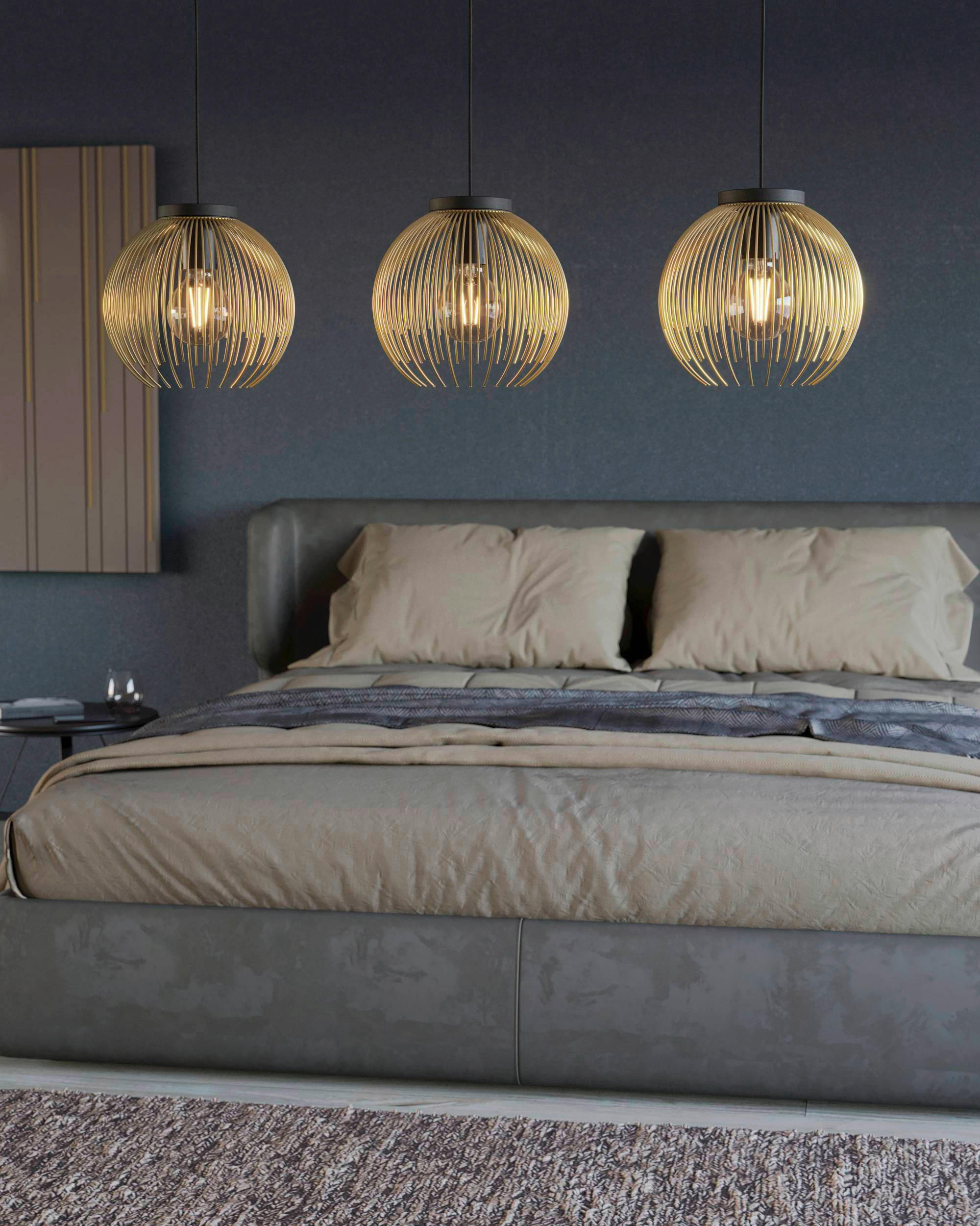 graues Bett mit Hängeleuchte