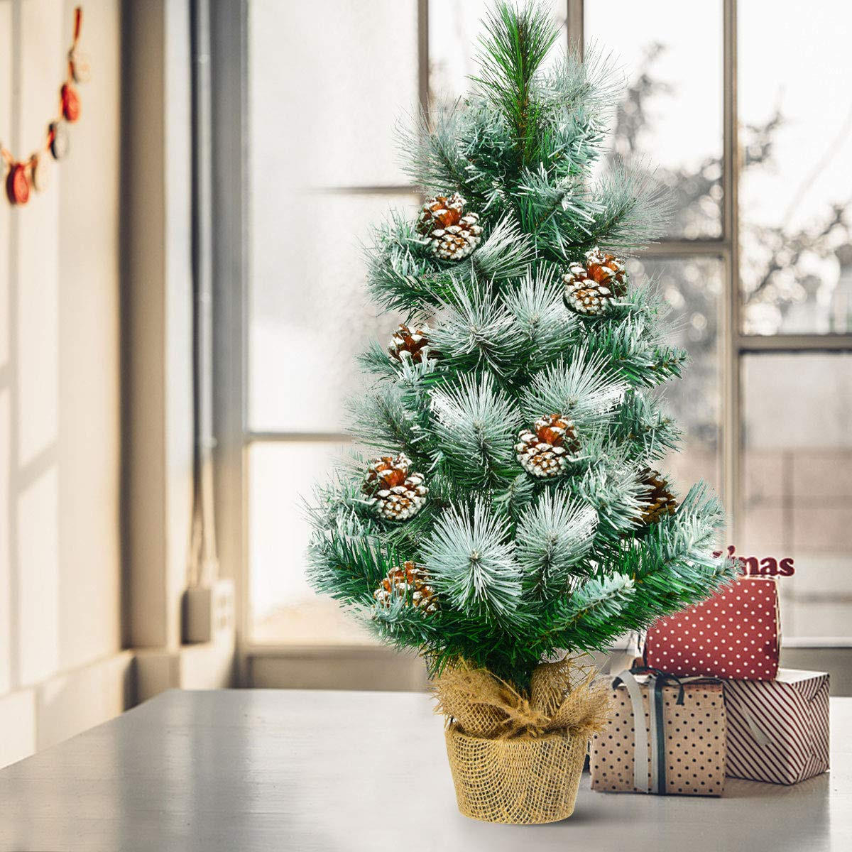 WEIHNACHTSBAUM Mini Tisch Tannenform mit Zementbasis 60 cm grün - Grün, Kunststoff (60cm) - COSTWAY