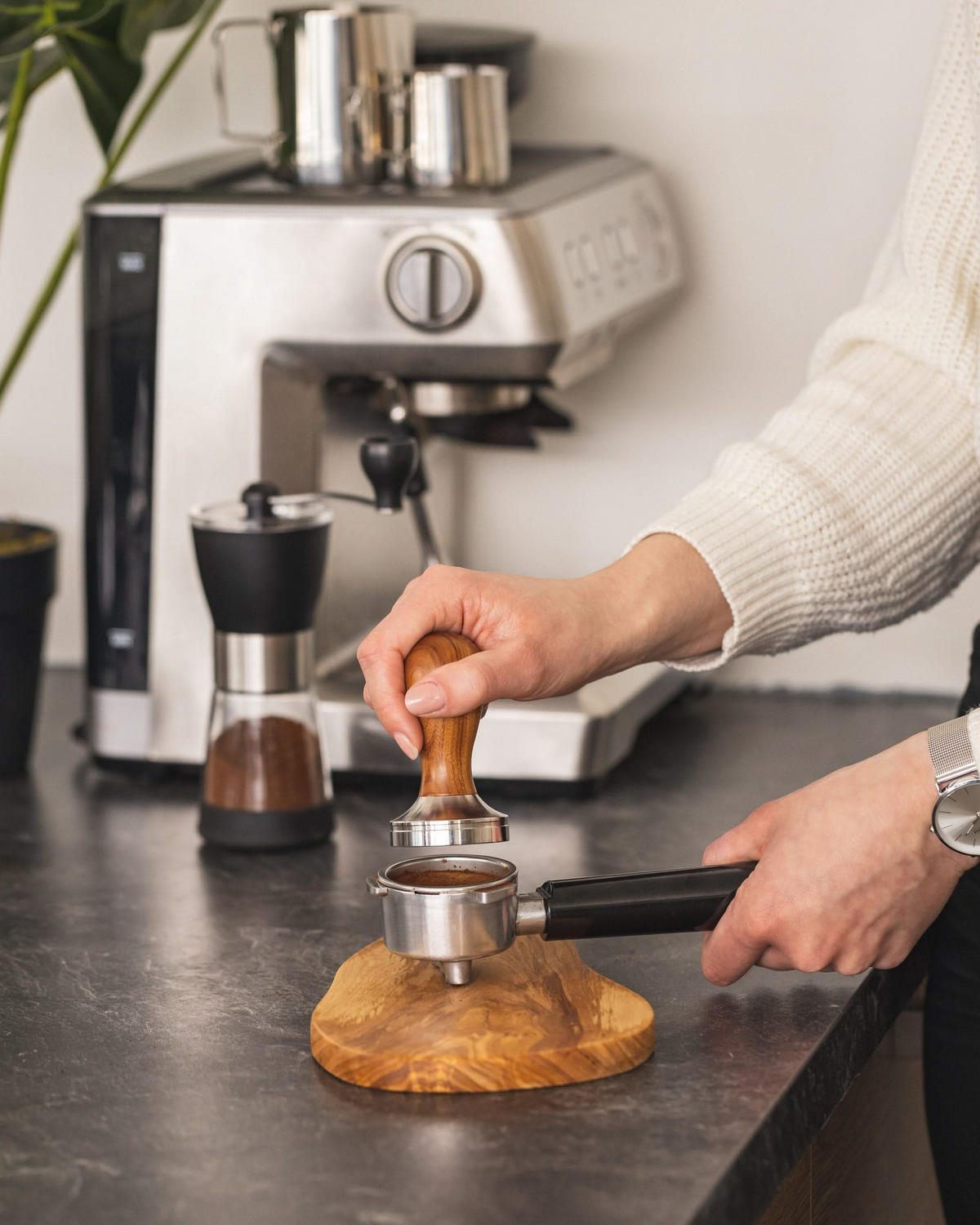 KAFFEEDAMPFER Kaffee Barista Tamper - Rosenholz - ø 5 cm - Silberfarben, Metall (2/9/6cm) - Jay Hill