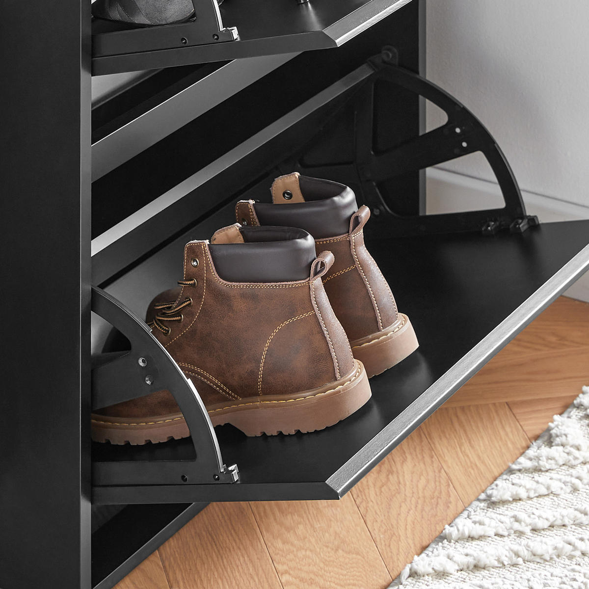 SCHUHSCHRANK mit 3 Klappen Schwarz - Schwarz, Holzwerkstoff (61/120/26cm) - SoBuy
