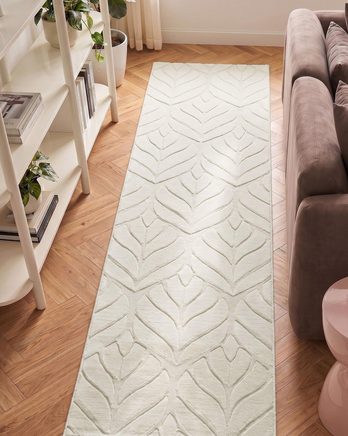 KOBEREC Z UMĚLÉ KOŽEŠINY Krémově bílý 80/300 cm Mitchell - bílá/krémová, plast (80/300cm) - Beliani