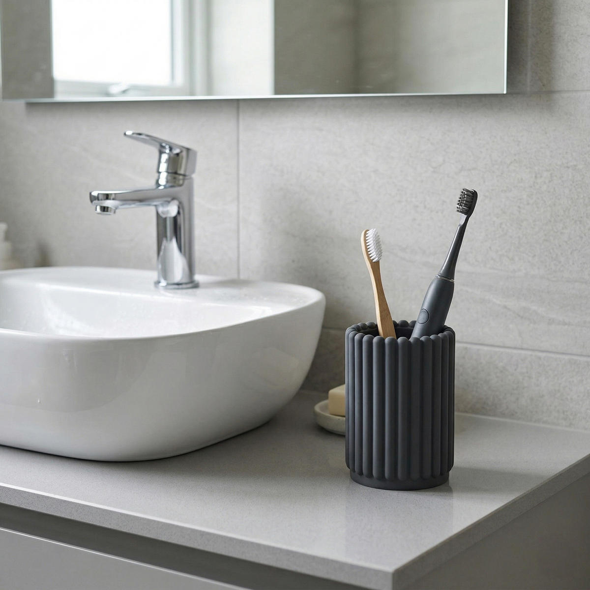 ZAHNBÜRSTENBECHER Bonbon 7,5/7,5/10,5 cm - Grau, Kunststoff (7.5/10.5/7.5cm) - 5five Simply Smart