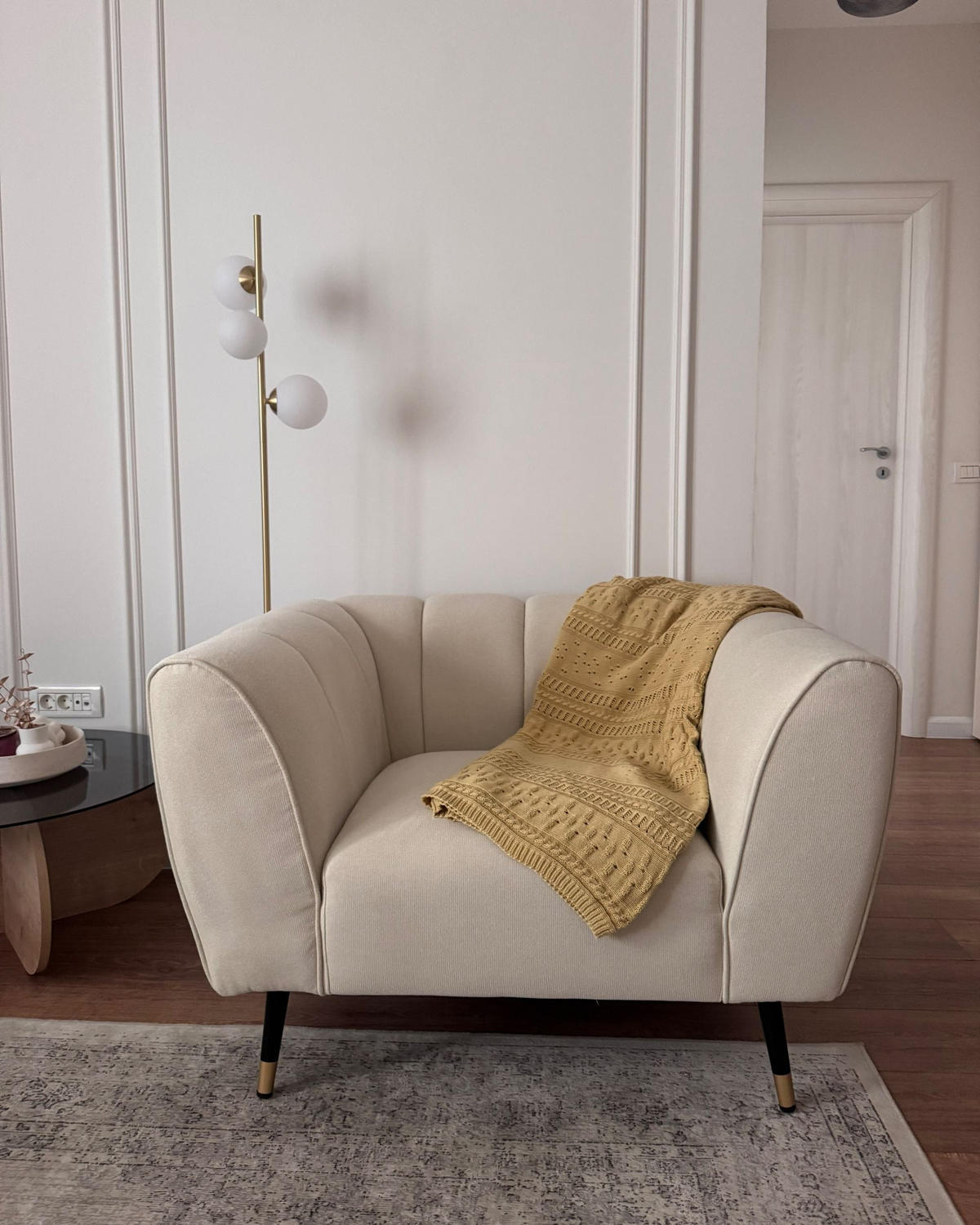 SESSEL Hellbeige Orsta - Beige/Goldfarben, Textil (112/73/85cm) - Beliani