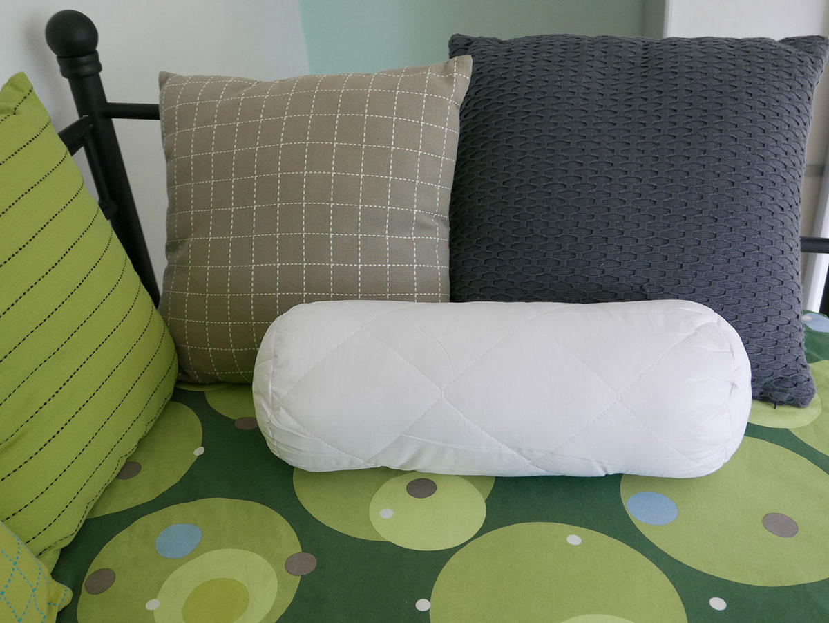 NACKENROLLE, 15x40 cm, 100% Polyester, Weiß - Weiß, Textil (15/40cm) - Zollner