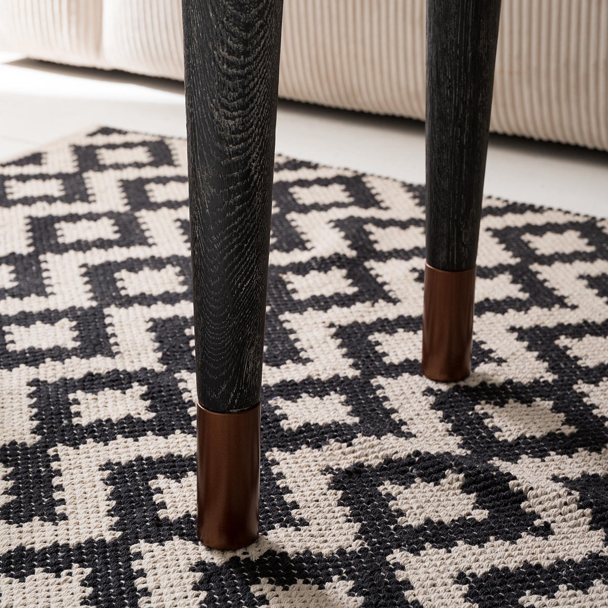 COUCHTISCH - Massivholz - Eiche Schwarz - Eichefarben/Schwarz, Holz/Metall (60/120/47cm) - home24
