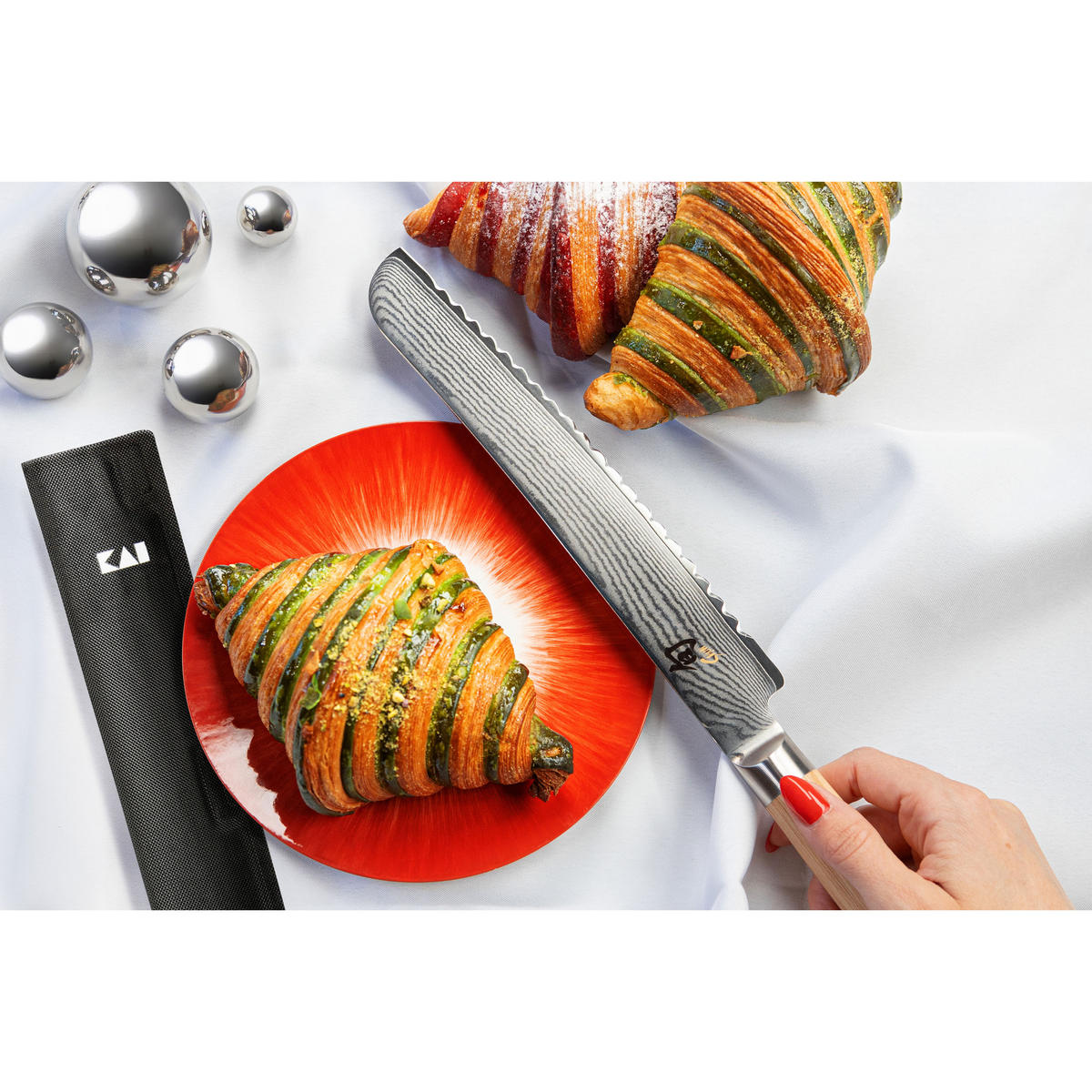 BROTMESSER Shun Classic White Set, 2-tlg. - Silberfarben, Metall (40cm) - Kai Messer