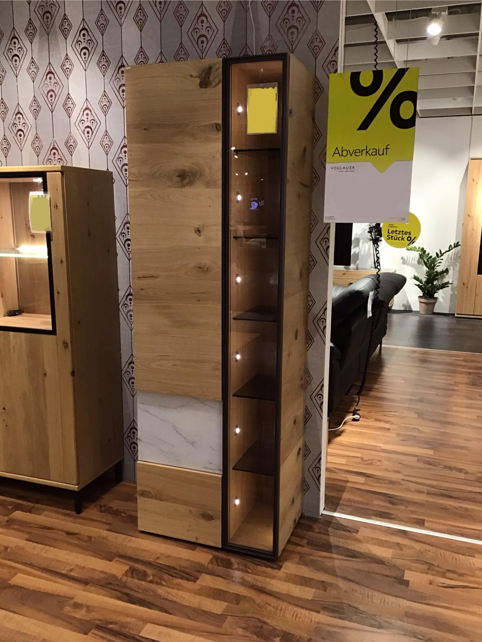 VOGLAUER VITRINE - Voglauer