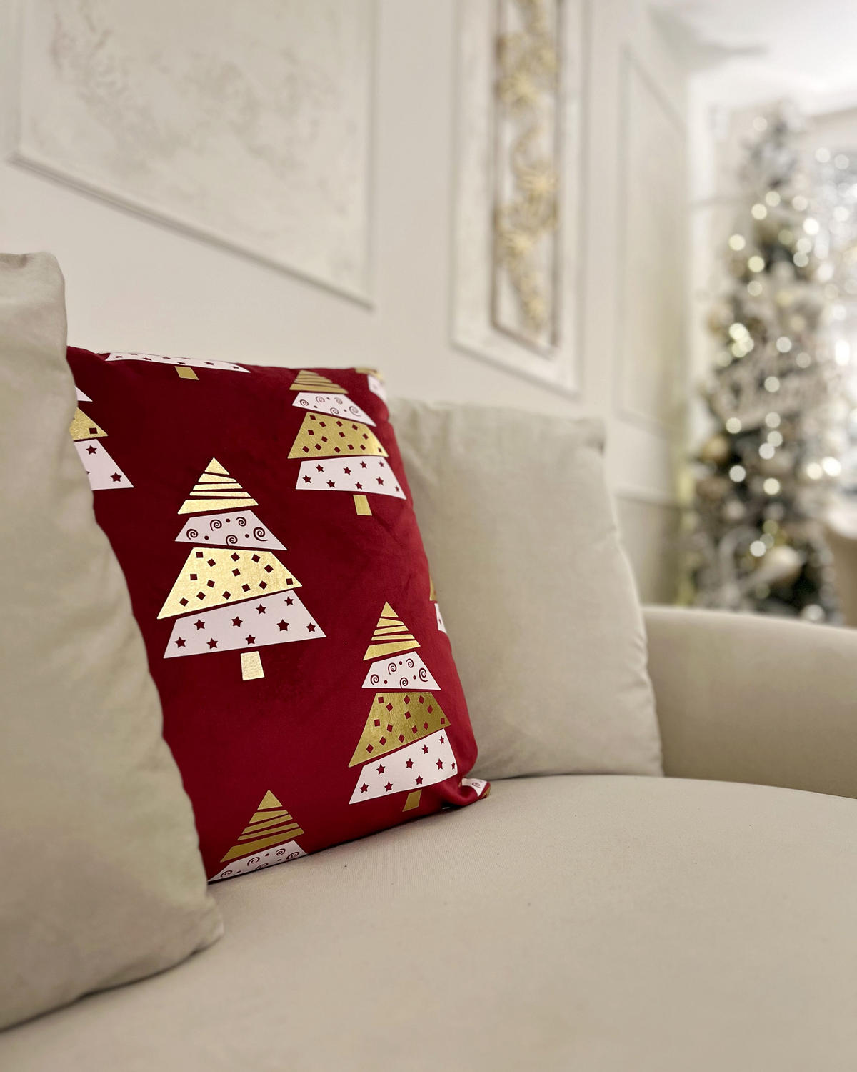 DEKORATIVNÍ POLŠTÁŘ sada 2 ks Červený 45/45 cm Goldspruce - červená, textil (45/45cm) - Beliani