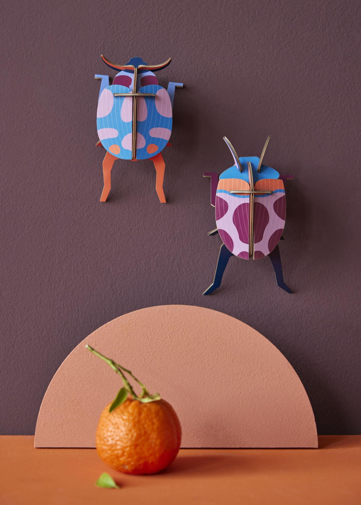 WANDDEKO Leuchtendes Käfer-Duo 8/6 cm - Multicolor, Wellpappe (8/6/13cm) - KUNSTLOFT