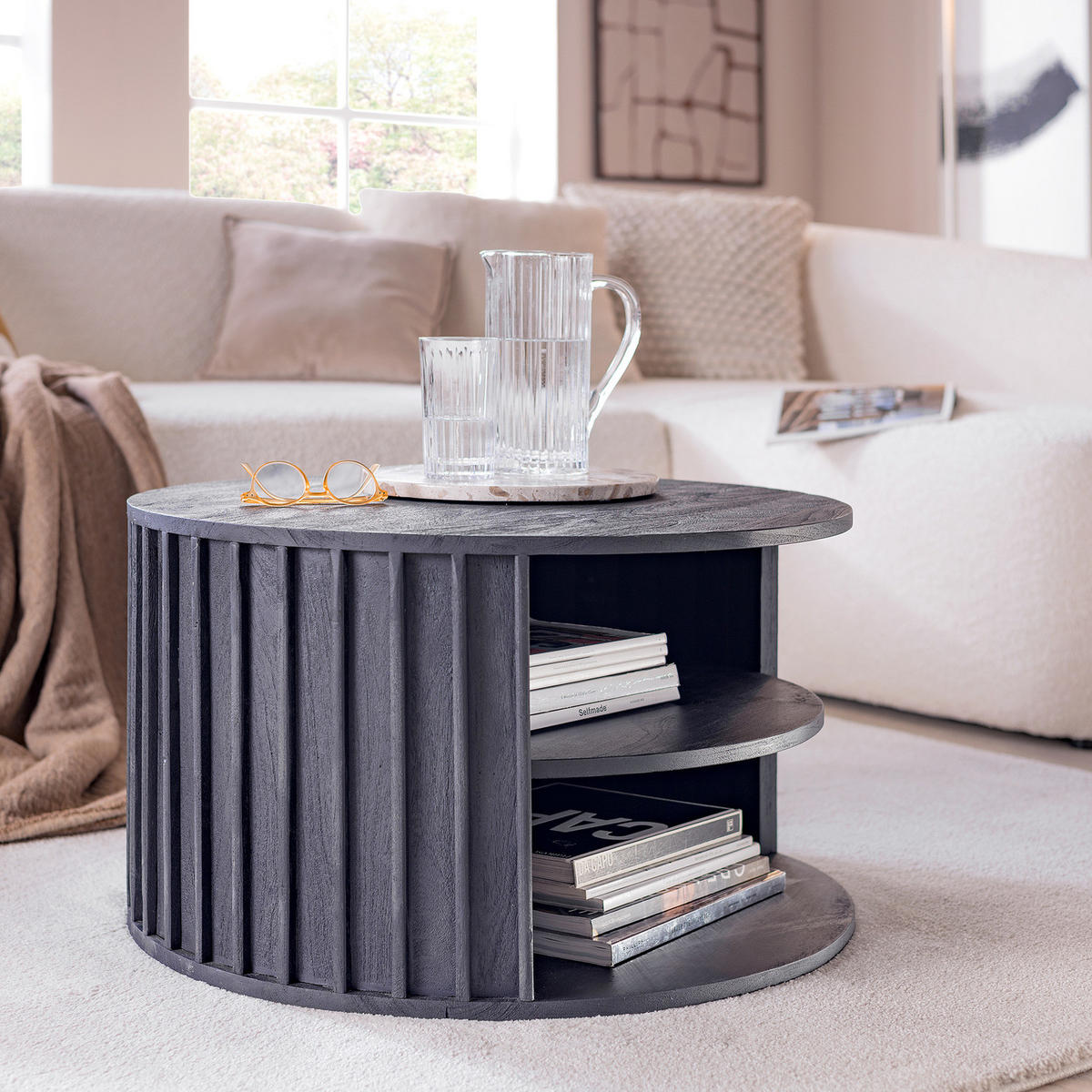 COUCHTISCH - Akazie massiv - Schwarz/Akaziefarben, Holz (70/70/40cm) - home24