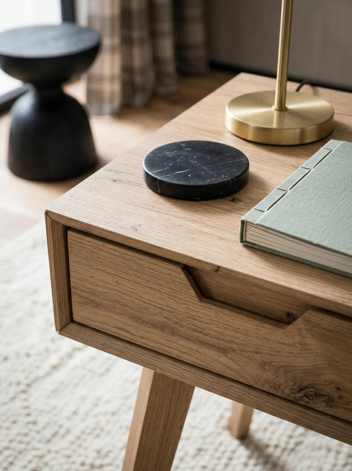 SCHREIBTISCH – 120x55x77 cm, Skandinavischer Stil, 2 Schubladen, Eichenbeine - Beige, Eichenholz/Holz (55/120/77cm) - KADIMA DESIGN