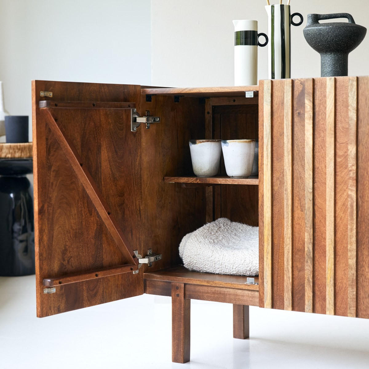 SIDEBOARD Milo Braun aus Mango - Braun, Holz (164/79/42cm) - Tikamoon