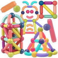 BAUSTEINE Magnetische Bauklötze 98 Teile - Multicolor, Metall (1.8/8.7cm) - KRUMAD