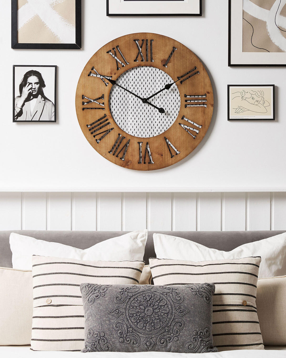 WANDUHR Tannenholz dunkler holzfarbton Cuilco - Dunkelbraun, Holz (60/60/3cm) - Beliani