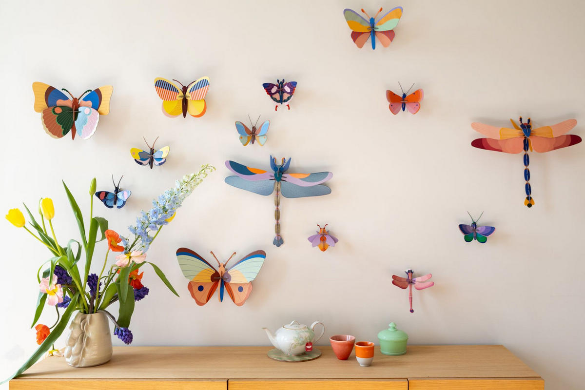 WANDDEKO Regenbogen-Flattern 12/22 cm - Multicolor, Wellpappe (12/22/33cm) - KUNSTLOFT