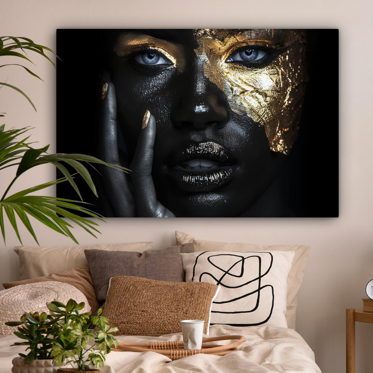 LEINWANDBILD Frau - Gold - Porträt - Schwarz-Weiß - Luxus Groß 140x90 cm - Hellblau, Textil (140/90cm) - MuchoWow