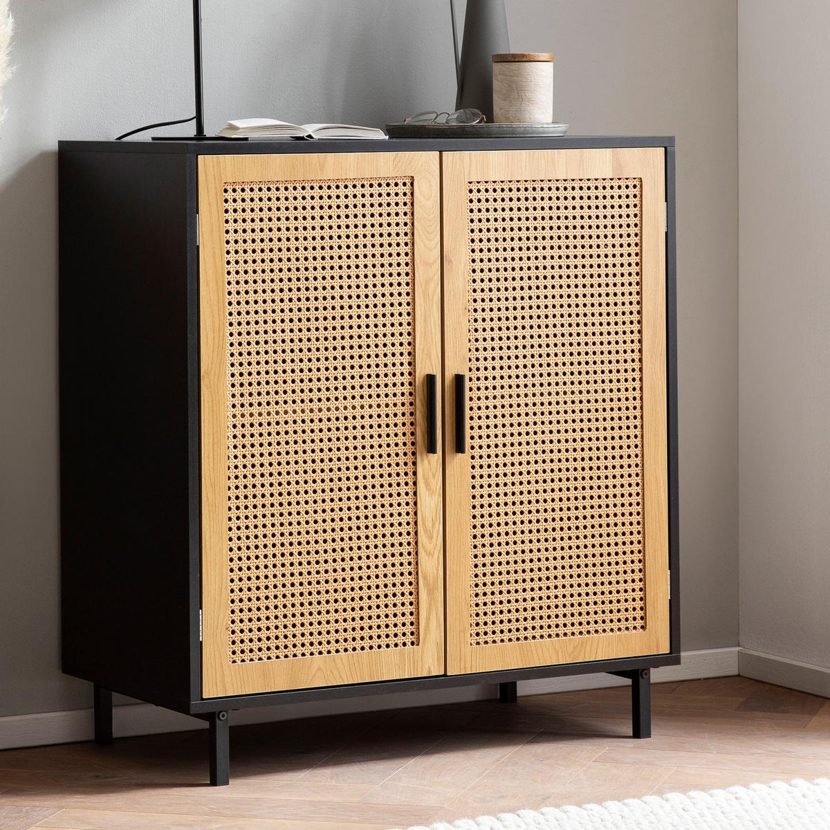 SIDEBOARD – Schwarz, 80x86,5x40 cm, mit Wiener Geflecht, 2 Türen, hoch - Schwarz, Holzwerkstoff/Metall (80/87/40cm) - KADIMA DESIGN