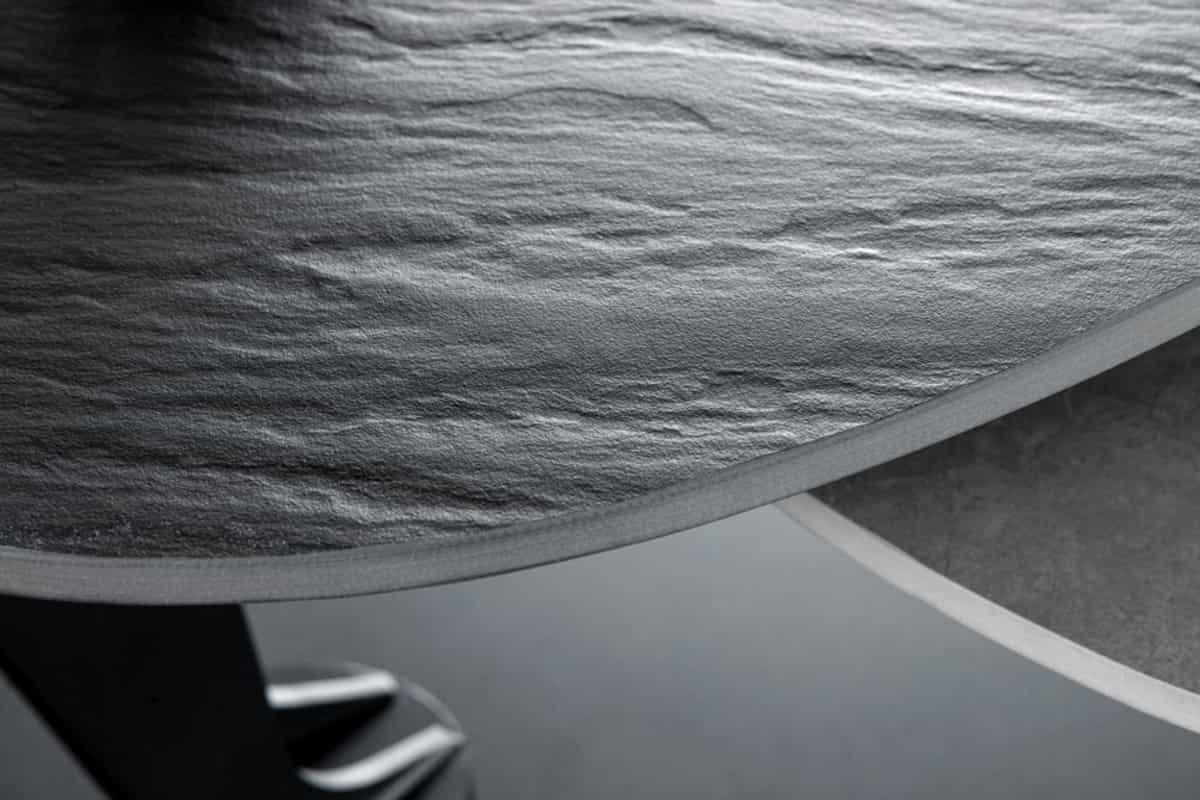 COUCHTISCH MOVEMENT Beton rund Grau|Schwarz 160cm - Goldfarben/Schwarz, Naturmaterialien/Keramik (110/160/40cm) - riess-ambiente