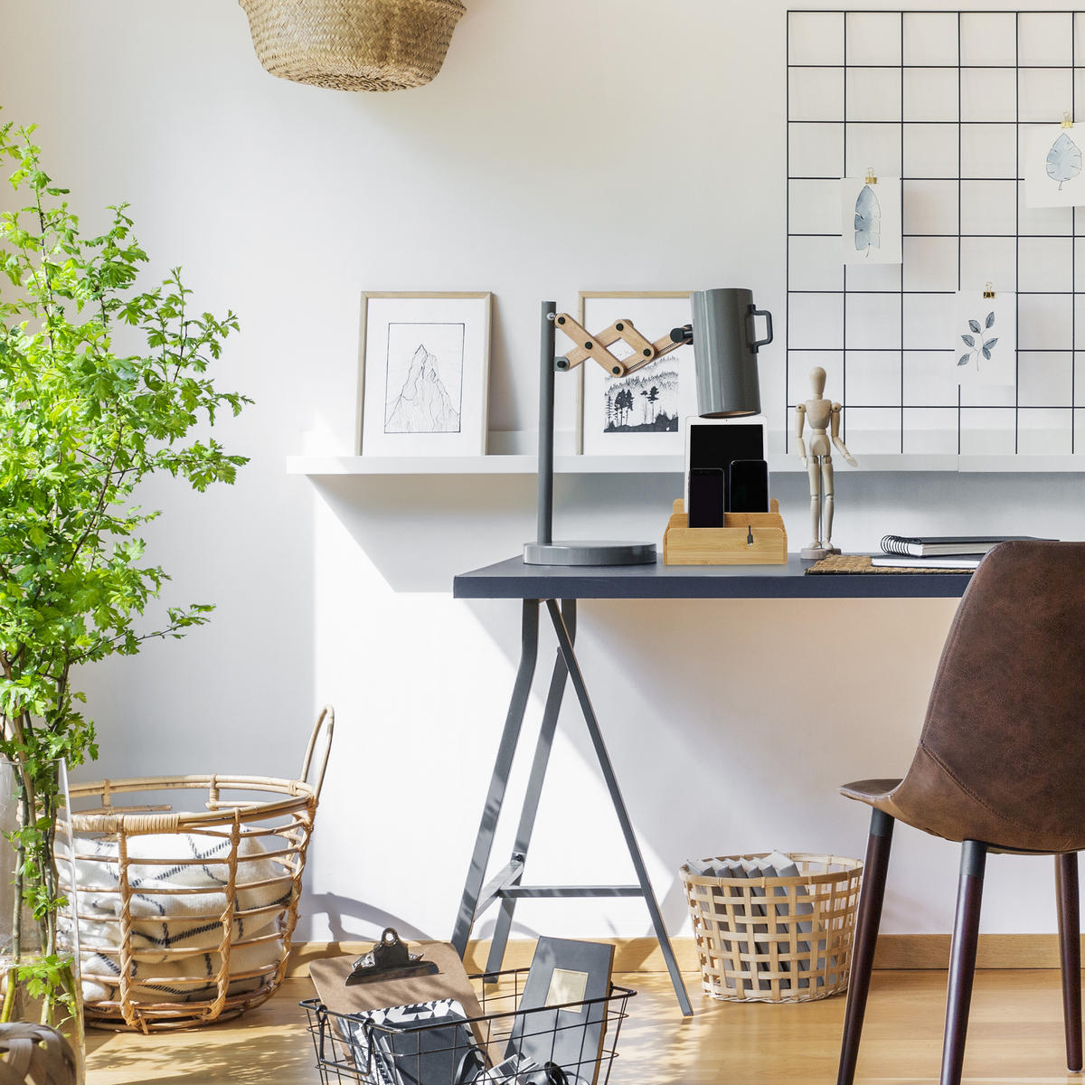 NABÍJACIA stanica - svetlohnedá, drevo (15/22.5/10cm) - Relaxdays