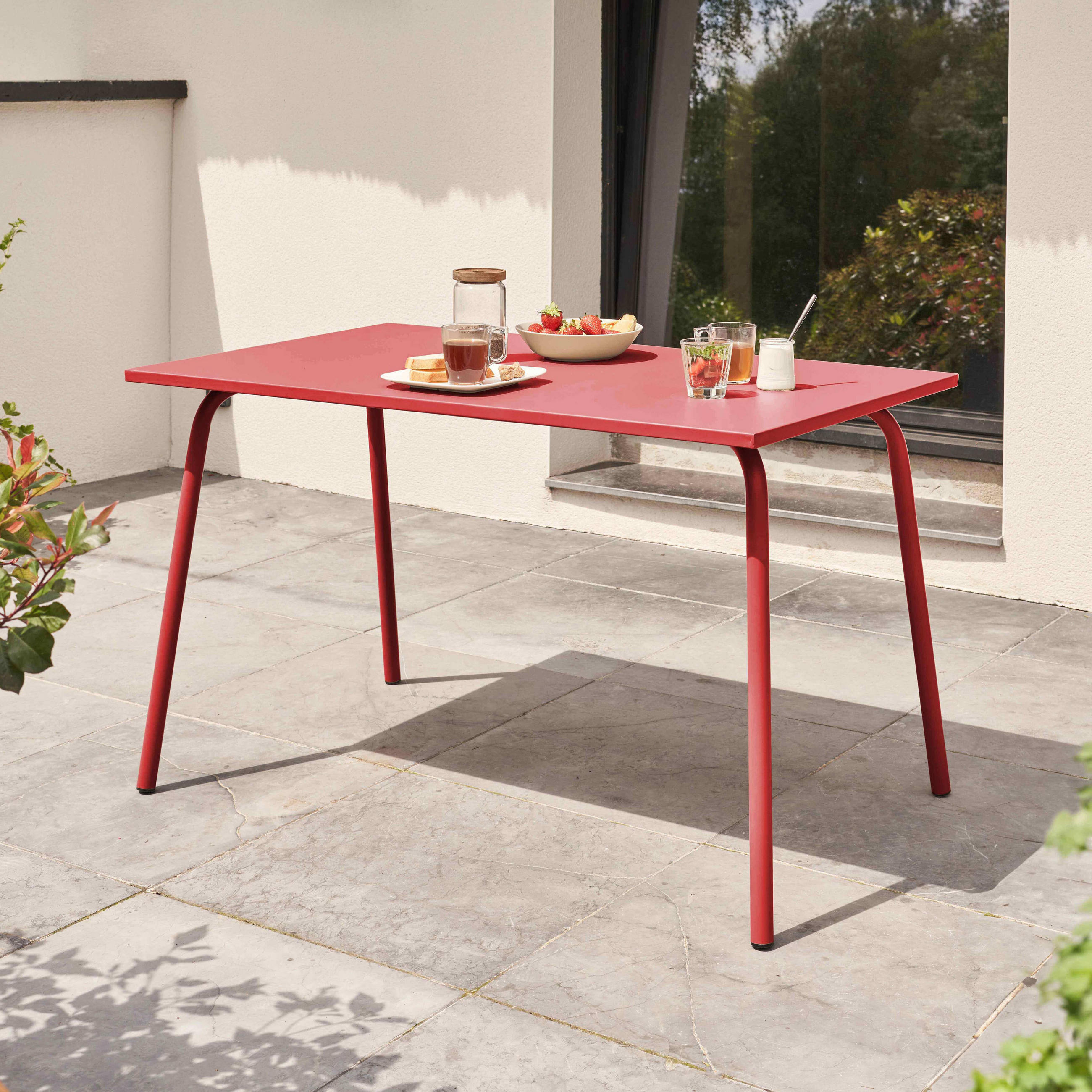 GARTENTISCH , Rot - Rot, Metall (120/70/72cm) - Oviala