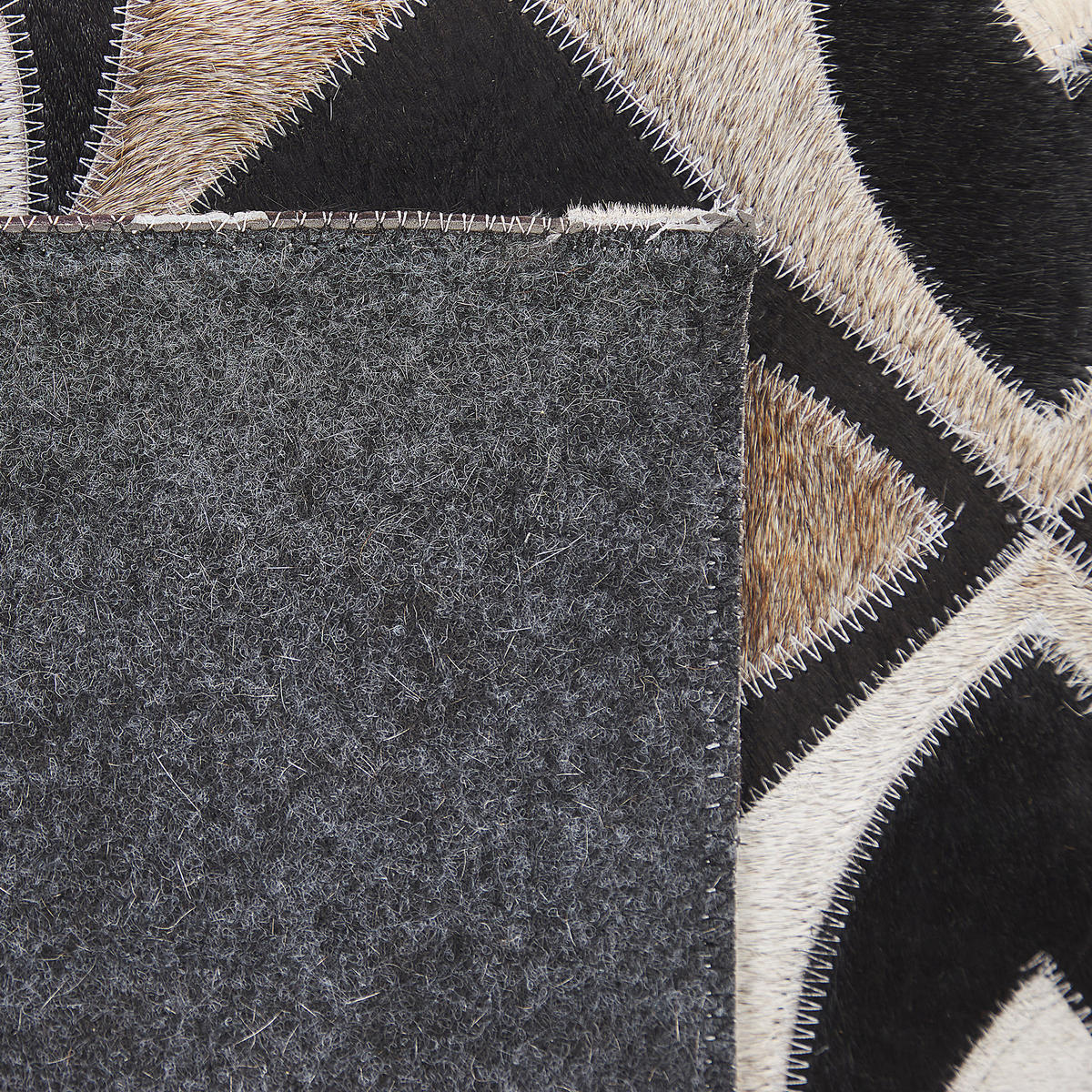 PATCHWORK-TEPPICH Ishan 200/140 cm - Multicolor, Fell (140/200cm) - Beliani