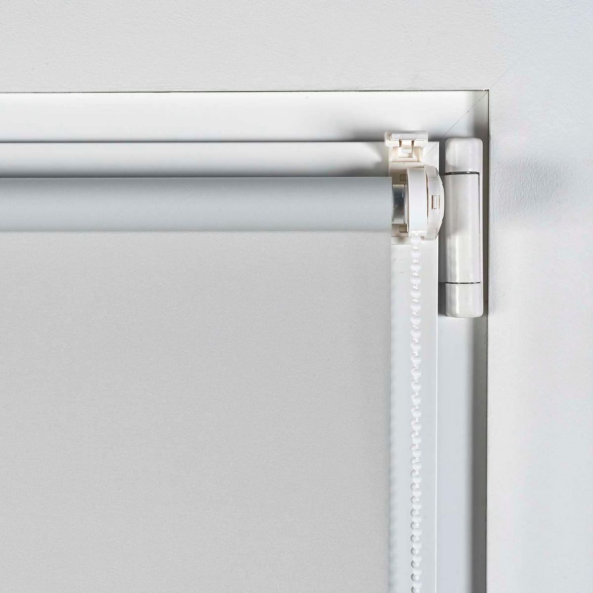 VERDUNKELUNGSROLLO, Hellgrau, 45 x 180 cm - Grau, Kunststoff (45/180cm) - STORESDECO