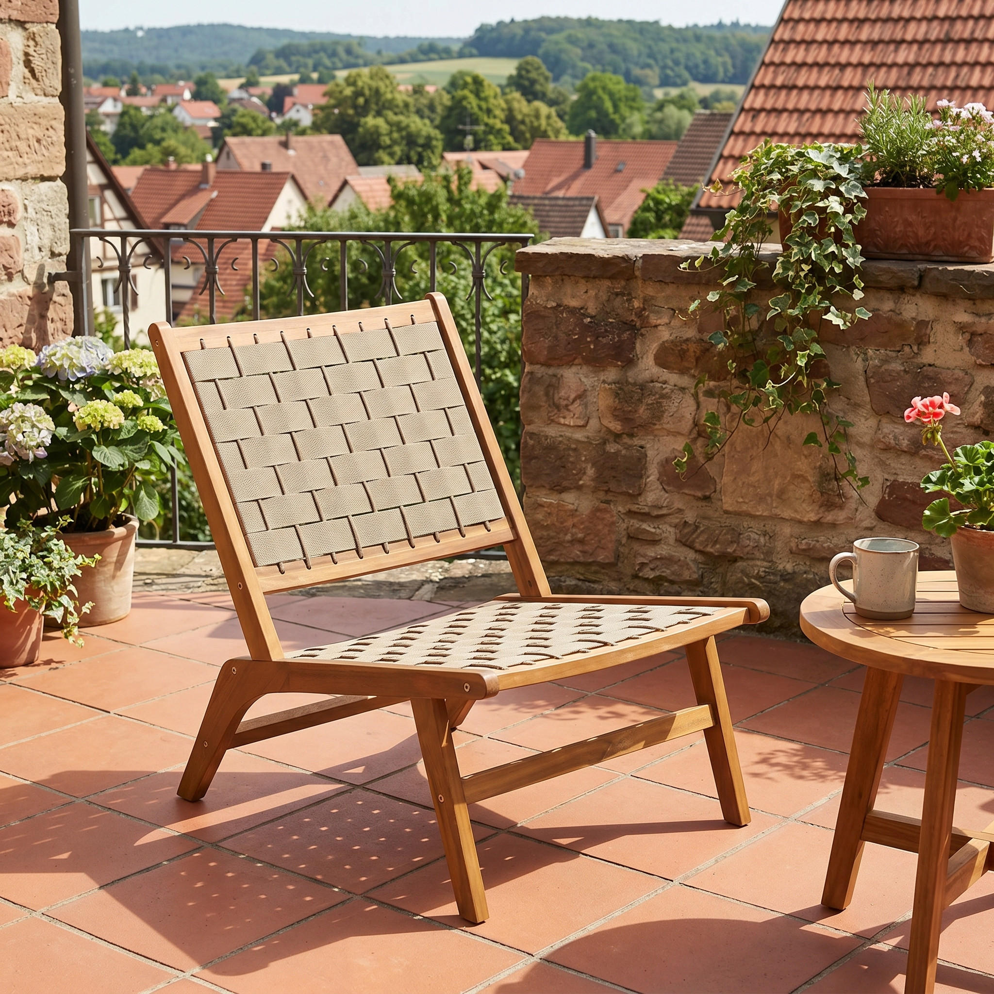 77CM Outdoor-Ess- und Terrassenstuhl ohne Armlehnen aus Akazienholz mit geflochtener Rückenlehne und Sitzfläche - Ahornfarben, Holz (75.5/77/54cm)