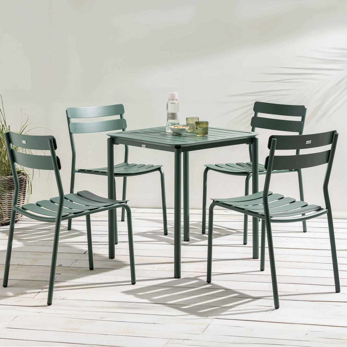 GARTENTISCH quadratisch (70 x 70cm) und 4 Stühle, Dunkelgrün - Grün, Metall - Oviala