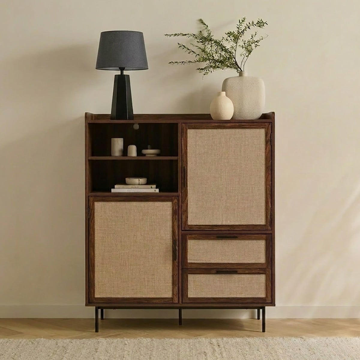 HIGHBOARD 2 Türen 2 Schubladen aus Textil und Walnuss-Dekor 80/120/40 cm - Nussbaumfarben, Holzwerkstoff (39.5/120/47cm) - Calicosy