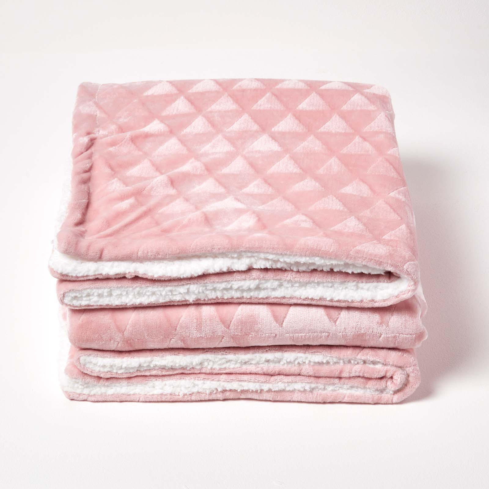KUSCHELDECKE Sherpa 160/200 cm, Samtdecke mit Dreieckmuster - Rosa, Textil (160/200cm) - Homescapes