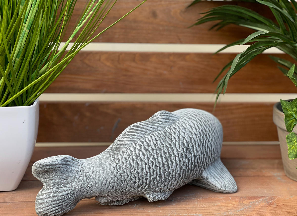 STEINFIGUR Koi mittelgroß frostfest wetterfest Steinguss - Grau, Stein (31/11/15cm) - stoneandstyle