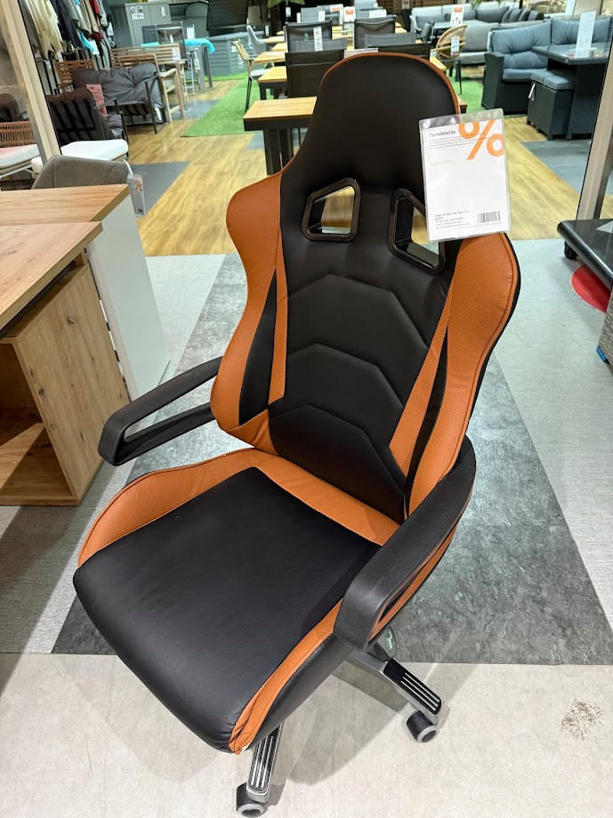 GAMER SZÉK SASSO-BUDAÖRS OUTLET - Xora