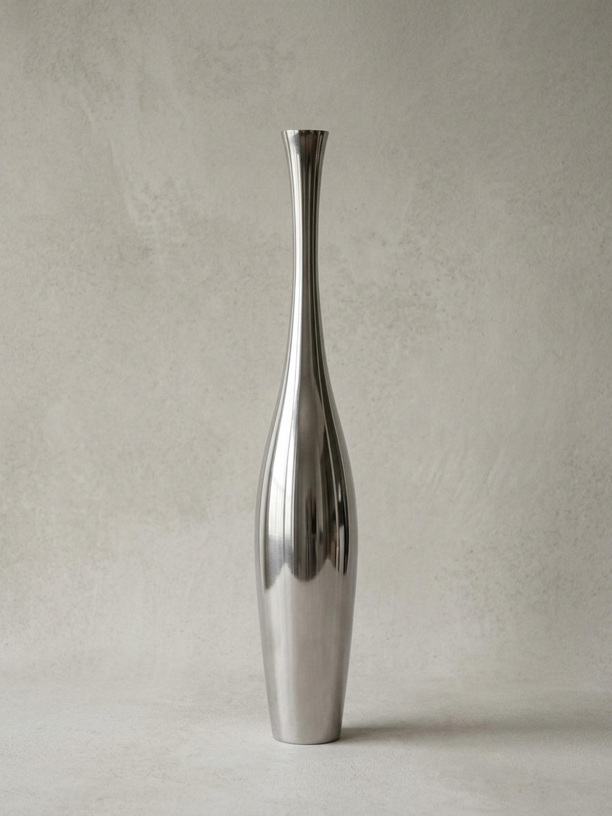 VASE Aluminium Modern Stil 100 cm hoch Silber handgefertigt - Silberfarben, Metall (75cm) - KADIMA DESIGN