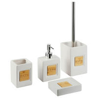 BADEZIMMER Set 4-teilig Keramik beige/heller Holzfarbton Kourou - Hellbraun/Beige, Stein (9/16/6cm) - Beliani