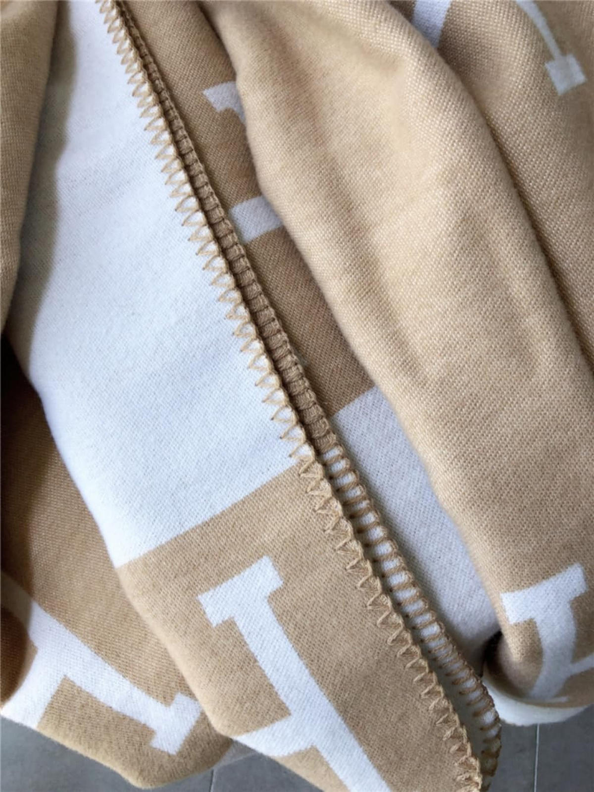 WOHNZIMMERDECKE – 130 x 180 cm – Khaki – Kunstkaschmir - Weiß, Textil (180/130cm)