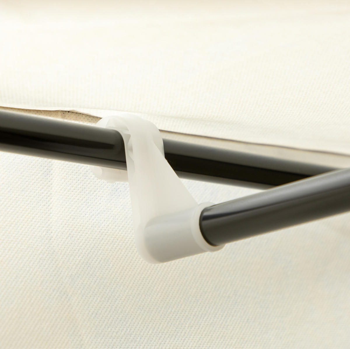 KLEIDERSCHRANK 103/43/162,5 cm cremeweiß aus Stahl mit Stoffbezug und 6 Fächern - Creme, Metall (43/162.5/103cm) - OKWISH