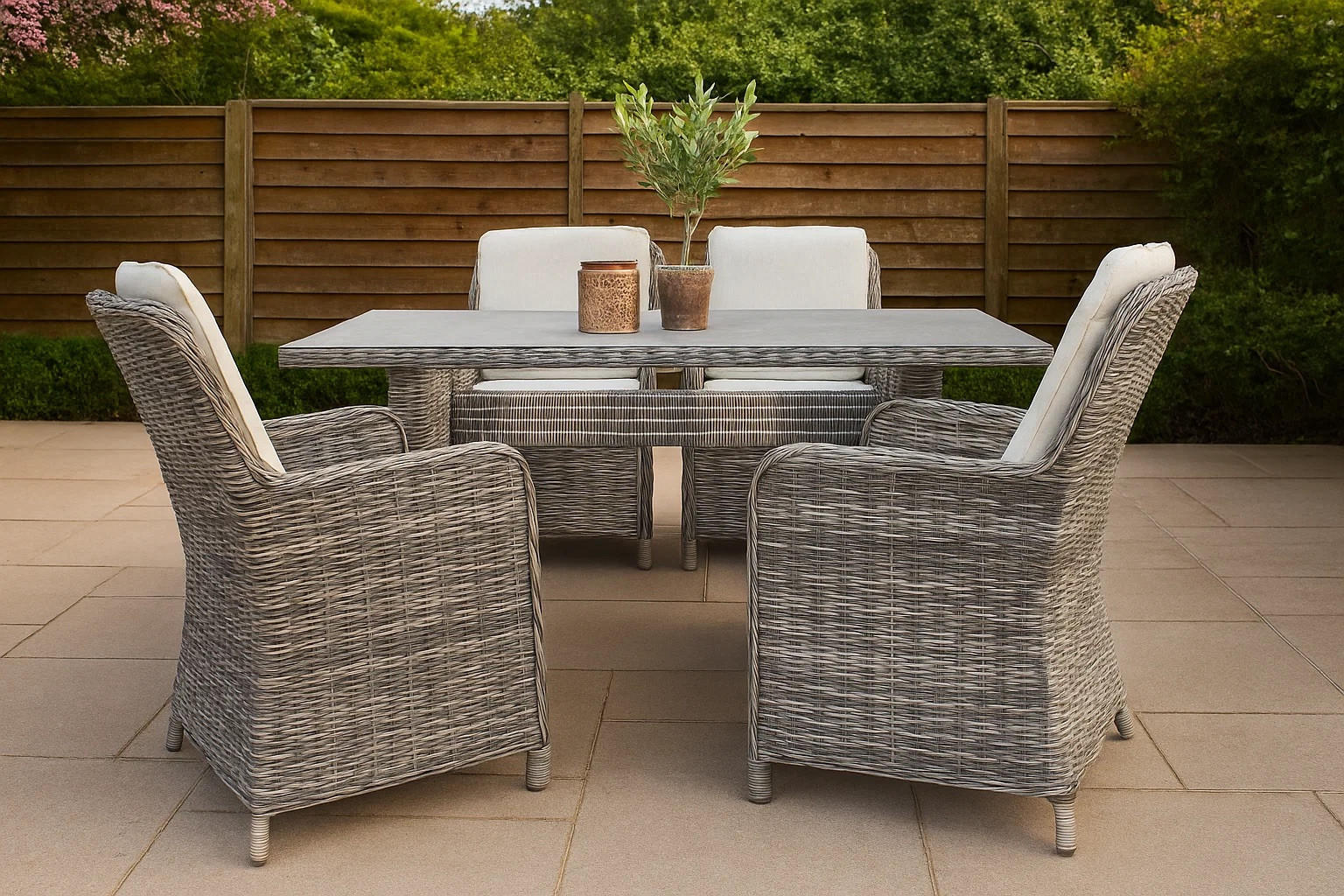 GARTEN-ESSGRUPPE Ria Braun Polyrattan für 4 Personen - Grau, Kunststoff - Green Spirit